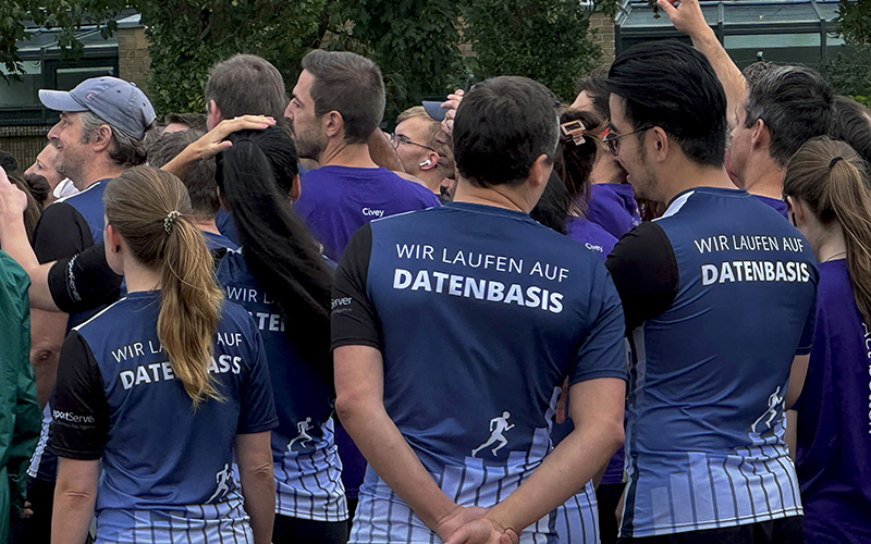 Das Team der InfoFabrik beim B2Run in Berlin.
